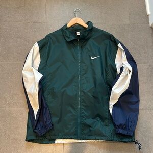 Nike windbreaker